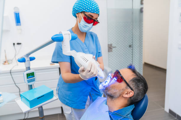 Best Emergency Broken Tooth Repair in Oak Park, CA